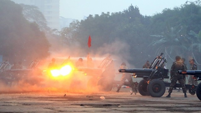 তবে কি যুদ্ধের প্রস্তুতি নিচ্ছে বাংলাদেশ? নাকি শুধুই মনস্তাত্ত্বিক বিপ্লব?