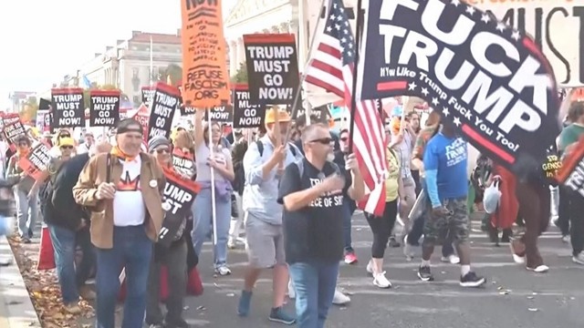 ট্রাম্পের ২য় মেয়াদে নির্বাচিত হওয়ার বর্ষপূর্তিতে ব্যাপক বিক্ষোভ ওয়াশিংটন ডিসিতে