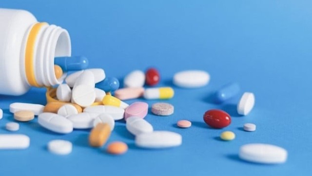 ব্যয় বাড়লেও মূল্য স্থির, সংকটে দেশের ওষুধ শিল্প