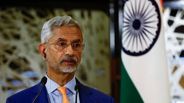 খালেদা জিয়াকে শেষ শ্রদ্ধা জানাতে ঢাকায় জয়শঙ্কর