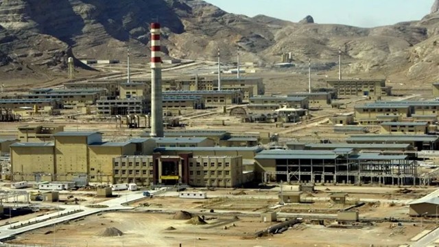 সর্বোচ্চ শক্তি দিয়ে ক্ষতিগ্রস্ত পারমাণবিক স্থাপনা পুনর্নির্মাণ করবে ইরান