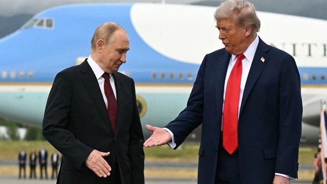 ইউক্রেনের দখলকৃত ভূখণ্ড পুতিনের কাছে হস্তান্তরের পরিকল্পনা ট্রাম্পের