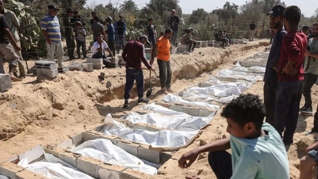 লাশে নির্যাতনের চিহ্ন, চাঞ্চল্যকর তথ্য দিল গার্ডিয়ান