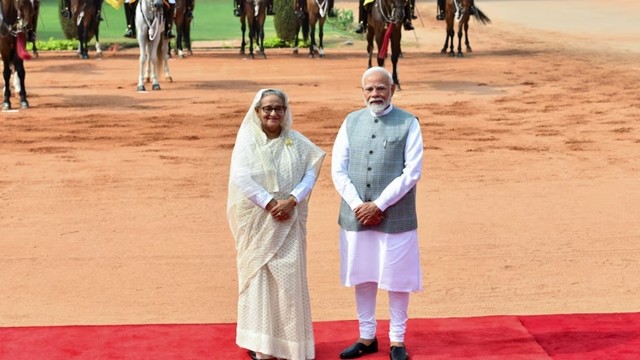 কঠিন কূটনৈতিক দোটানায় ভারত