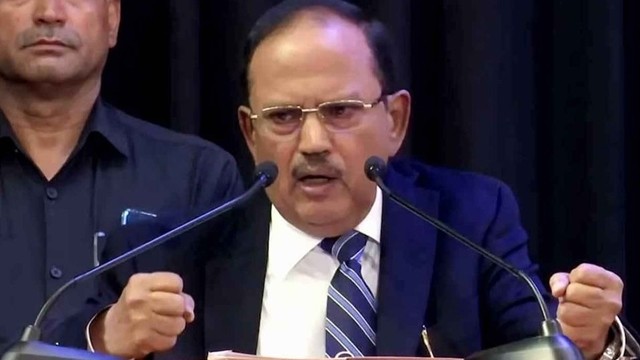 দুর্বল শাসনের কারণেই বাংলাদেশ, নেপাল ও শ্রীলঙ্কার সরকার পরিবর্তন হয়েছে: অজিত দোভাল