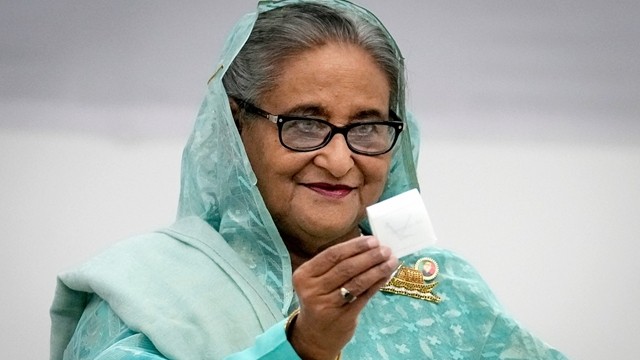 শেখ হাসিনার পতনে নেতৃত্ব দেওয়াদের মধ্যে বাড়ছে হতাশা, যেন তীরে এসে তরী ডুবে যাচ্ছে