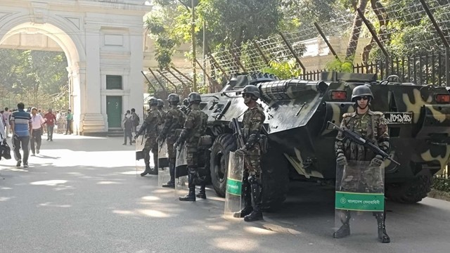 হাসিনার মামলার রায়কে ঘিরে সারাদেশে কঠোর নিরাপত্তা