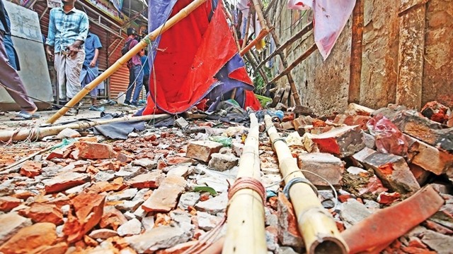 আসছে ৮ মাত্রার ভ`য়াব`হ ভূমিকম্প