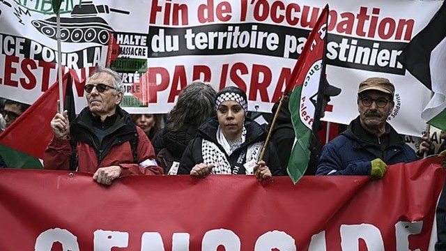 গাজায় ইসরায়েলের জাতিহত্যামূলক যুদ্ধের প্রতিবাদে ইউরোপজুড়ে লাখো মানুষের বিক্ষোভ