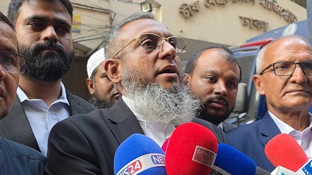 মির্জা আব্বাসের কাছে চাঁদা দাবি ও মানহানির অভিযোগে আদালতে মামলা