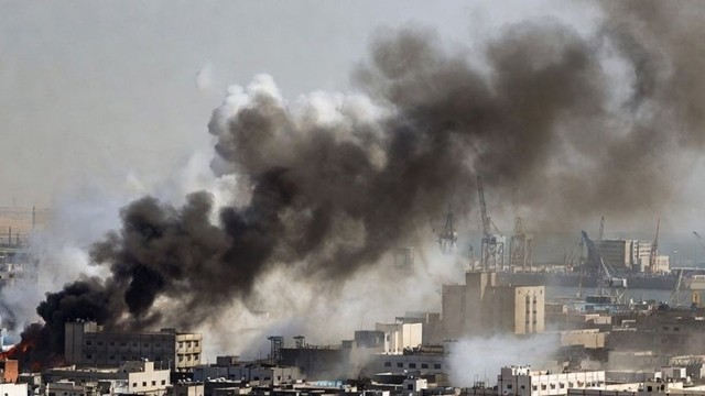 সৌদির নেতৃত্বে ইয়েমেনি বন্দরে বিমান হামলা