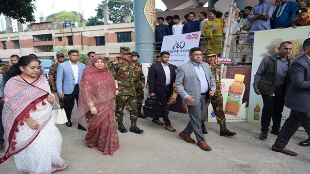 সেনা, নৌ ও বিমান বাহিনী প্রধানের রমনা কালী মন্দির পরিদর্শন