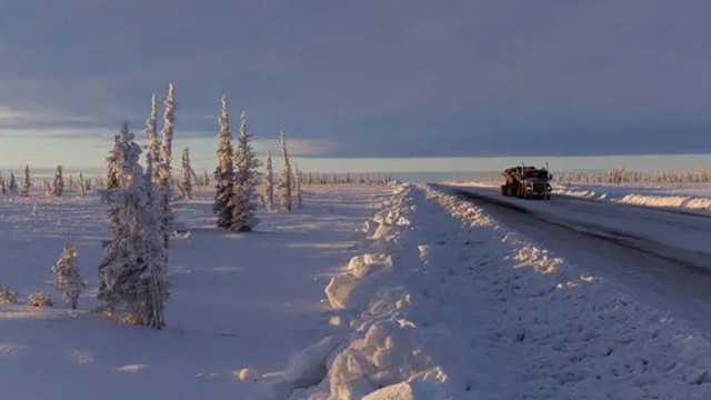 যে স্থানে টানা ১৩৬ দিন অন্ধকার থাকে