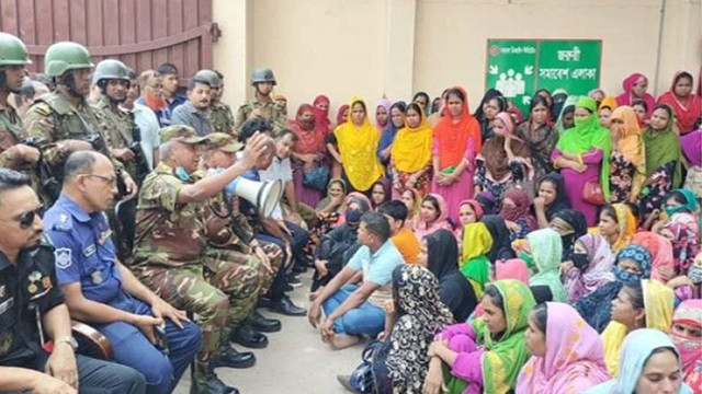 শিল্পাঞ্চলে আইন-শৃঙ্খলা পরিস্থিতি নিয়ন্ত্রন ও উৎপাদনমুখী কর্মপরিবেশে তৈরিতে সেনাবাহিনী